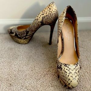 Nine West Platform